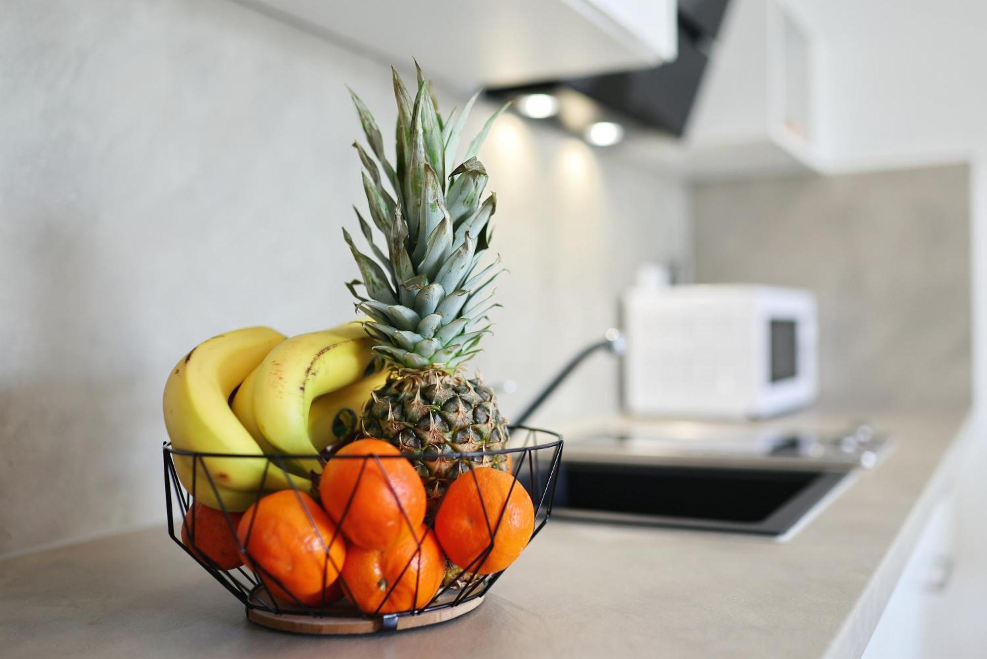 Apartments Rosini, 300M From The Beach With Shared Tavern And Bikes, Нин Екстериор снимка
